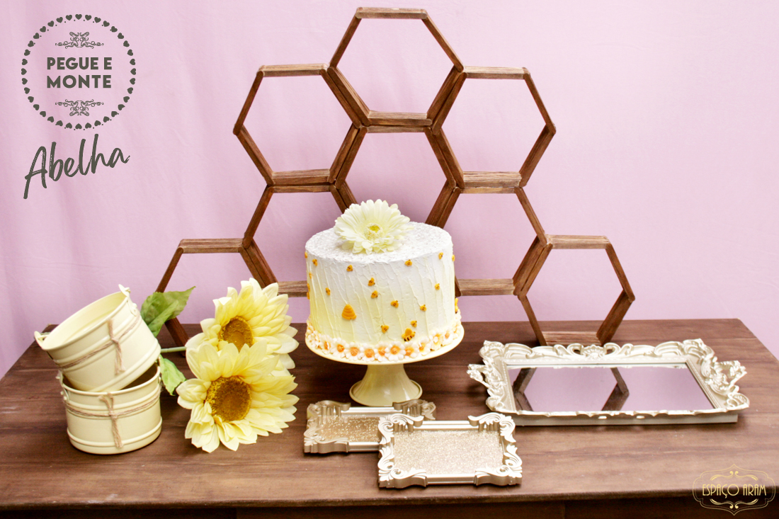 Pegue e monte em SP Abelhinha - Decoração para festa bonita e barata direto da 25